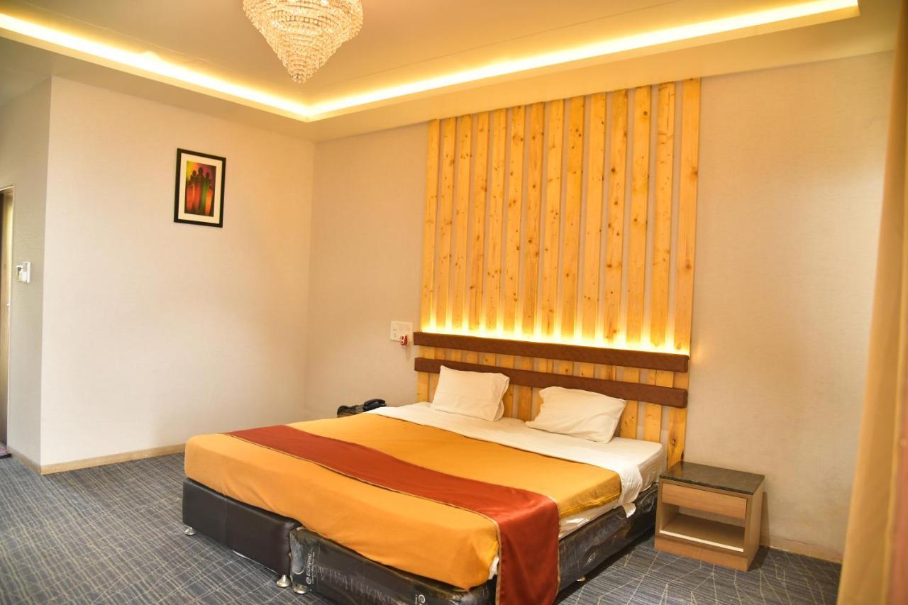 Wildernest Hilltop Resort Mangvadi Exteriér fotografie